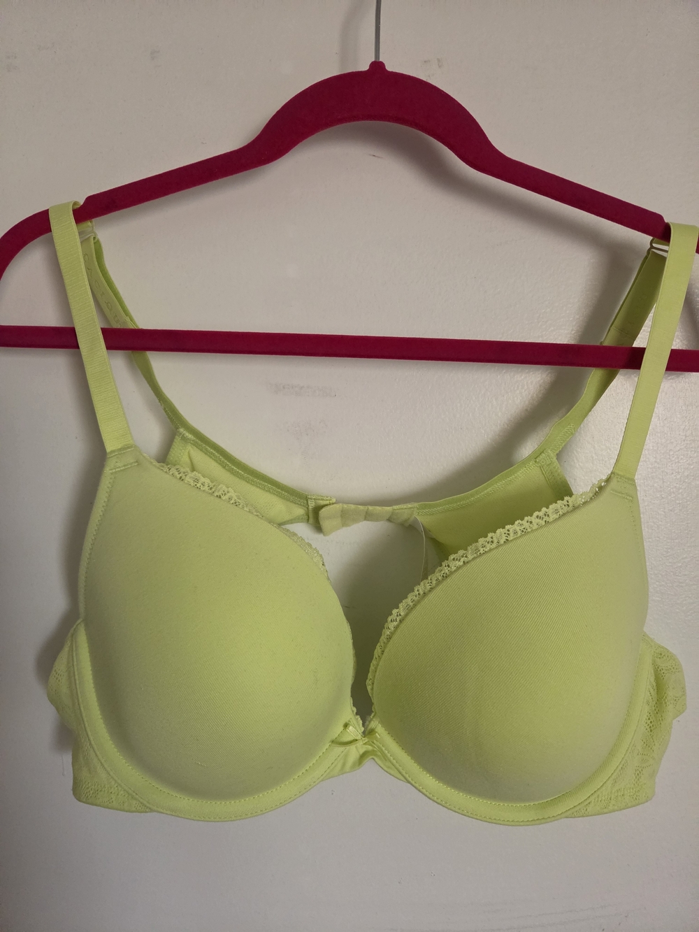 Cacique Light Yellow Lace-Trim T-Shirt Bra